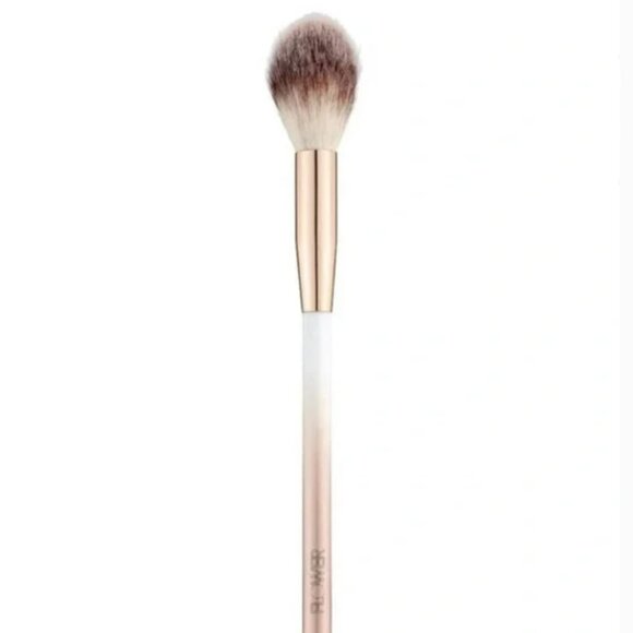 Blush Precision Brush - Picture 1 of 2